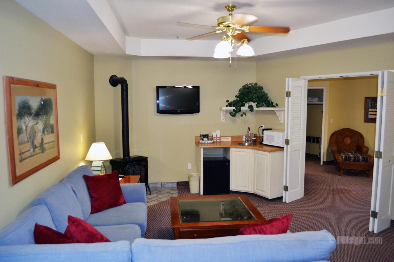 Sebastopol Inn Экстерьер фото
