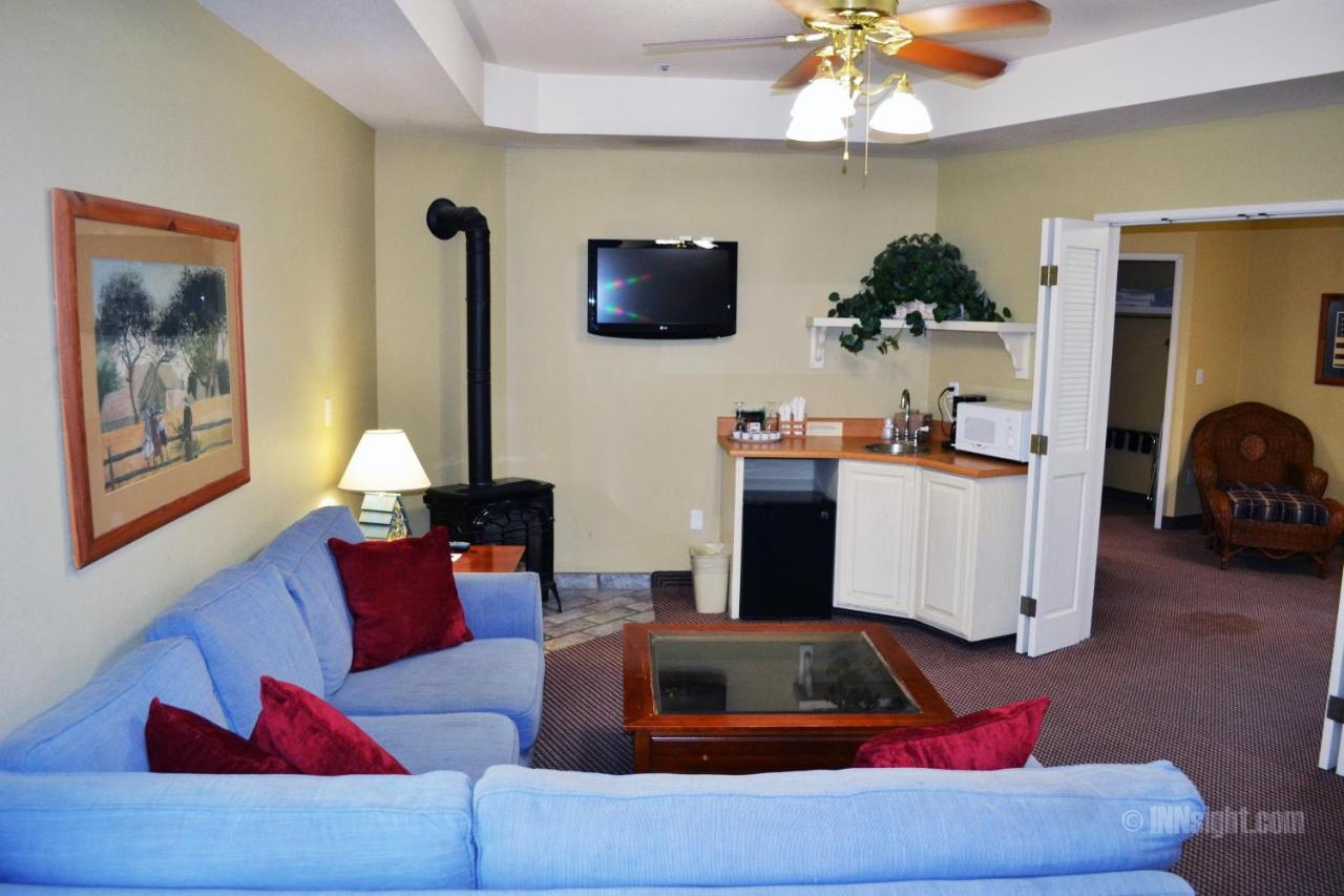 Sebastopol Inn Экстерьер фото