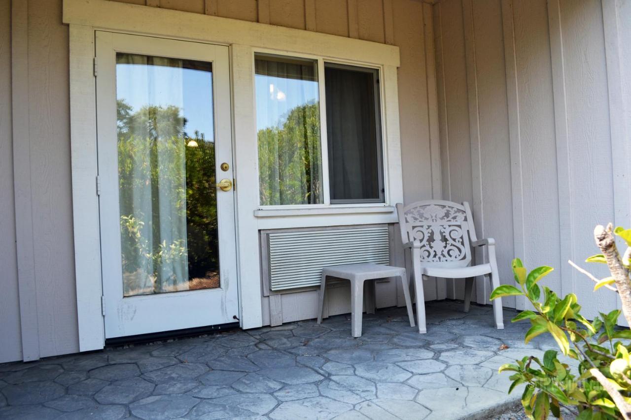 Sebastopol Inn Экстерьер фото